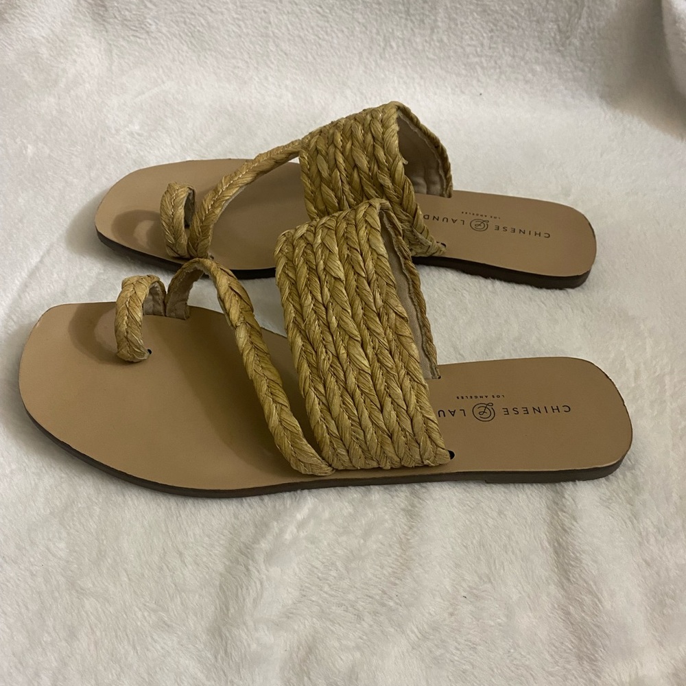 Comfortable Tan Flat Chinese Laundry flats. - Picture 2 of 3